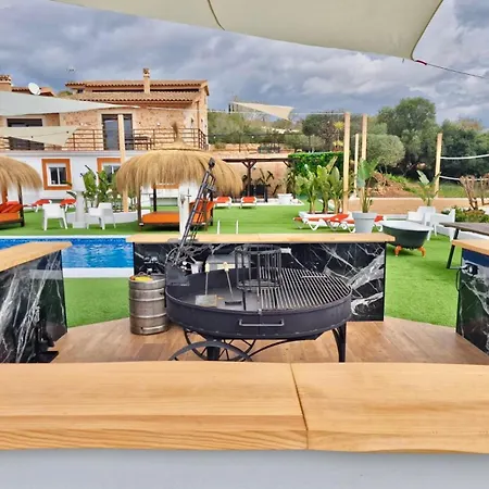 Sunset Boulevard Lujoo Villa Puntiro